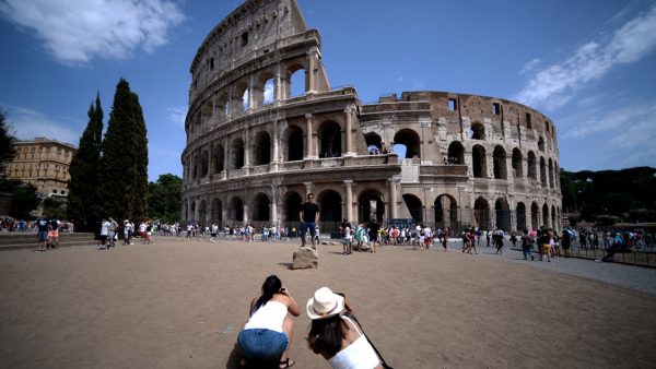 Group Tour: The Colosseum, Roman Forum and Palatine Hill